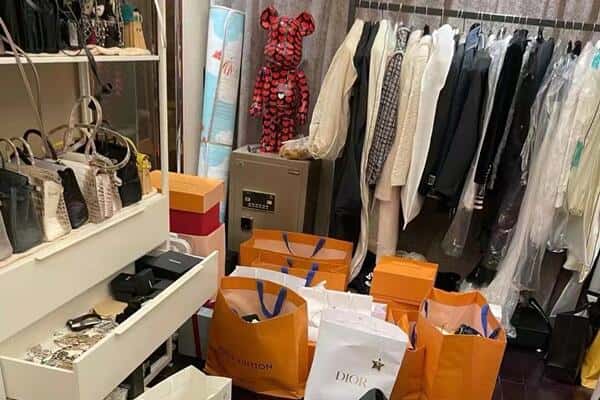 海东平安区回收一线品牌衣服